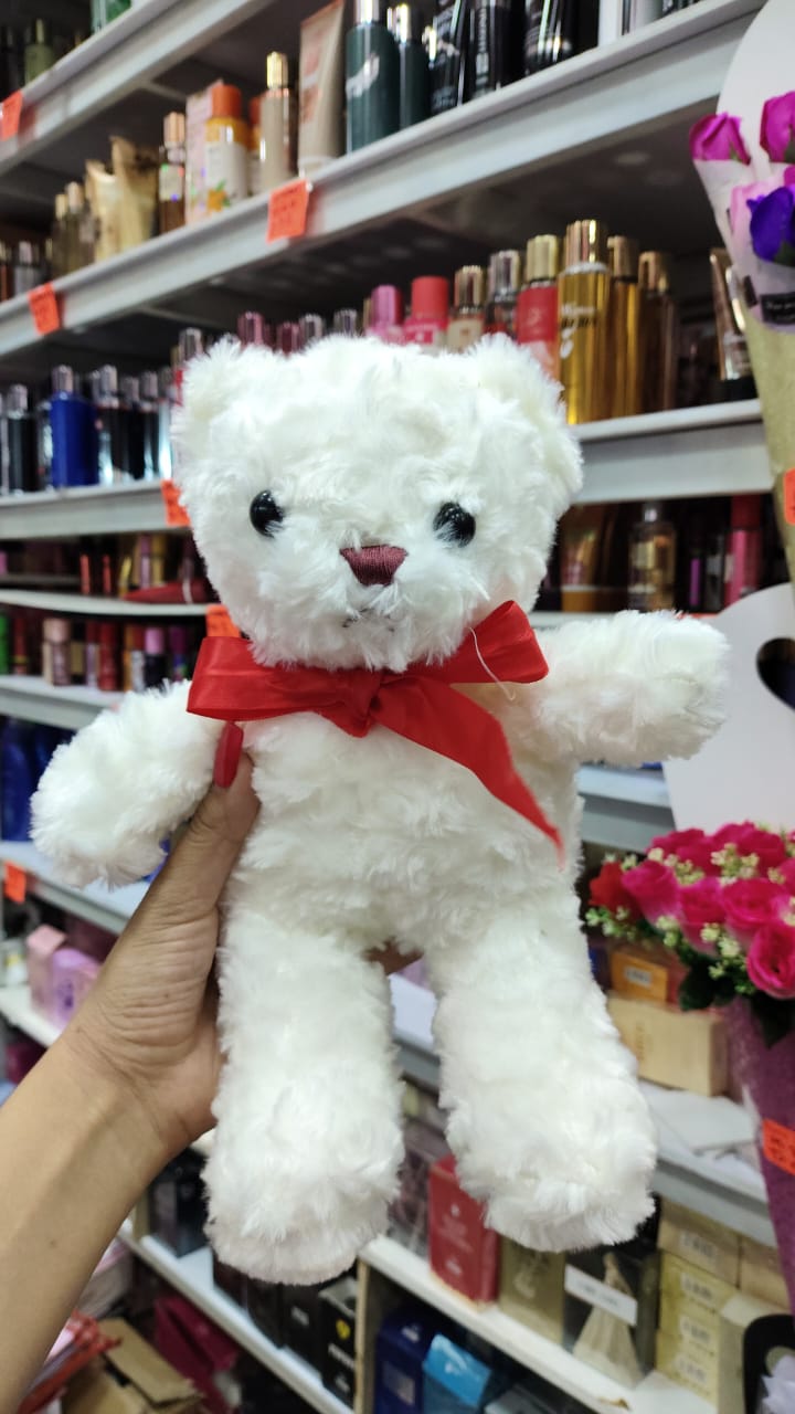 oso de lazo rojo